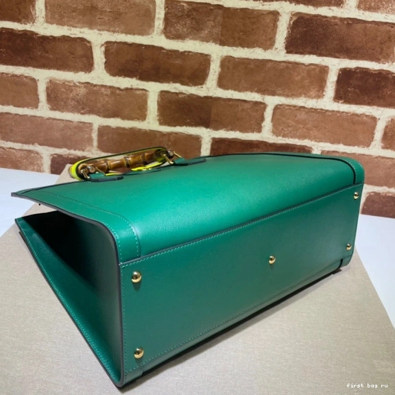 First bag ru GUCCI tote Diana bag medium 0710